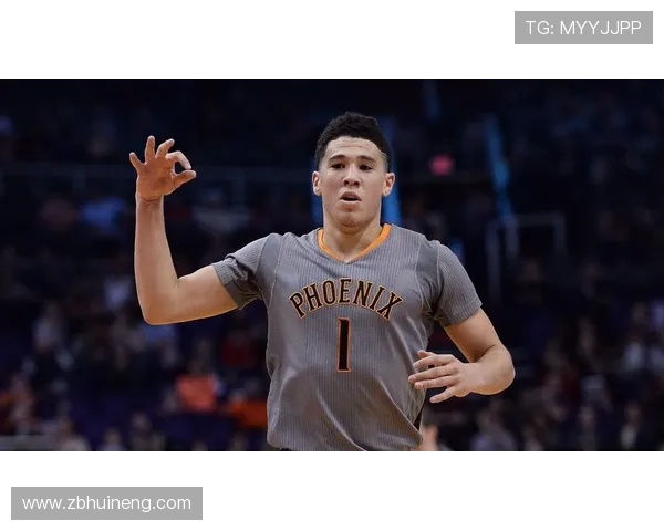 布克挡拆单打占比提升，投篮效率胜上赛季